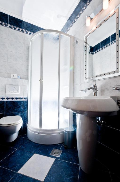 Apartments Barba Petra Dvori Сумартин Стая снимка